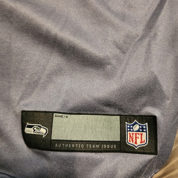 Seattle Seahawks Nike DRI-Fit XL Men Shirt - Picture 6 of 13